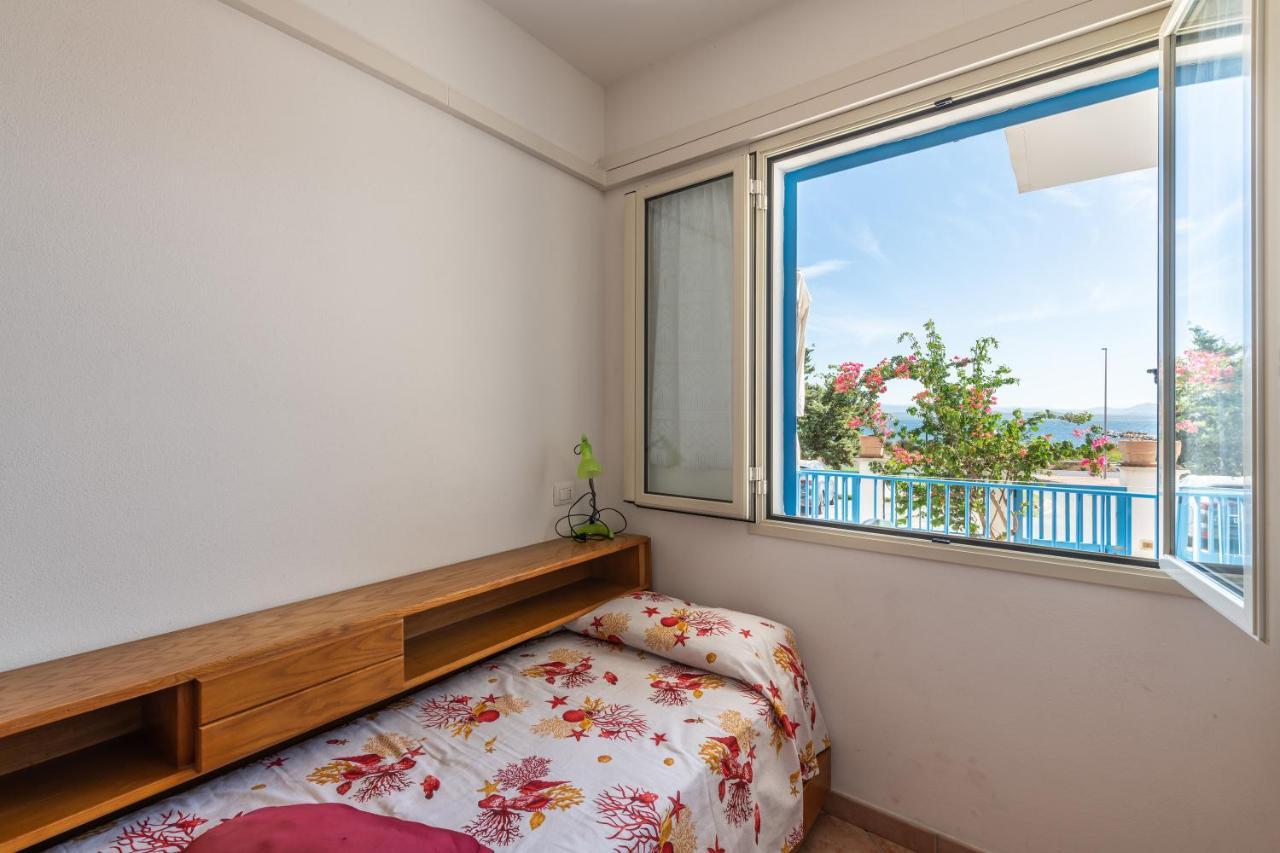 Casa Vacanze 21 Aprile - T Calasetta Eksteriør billede