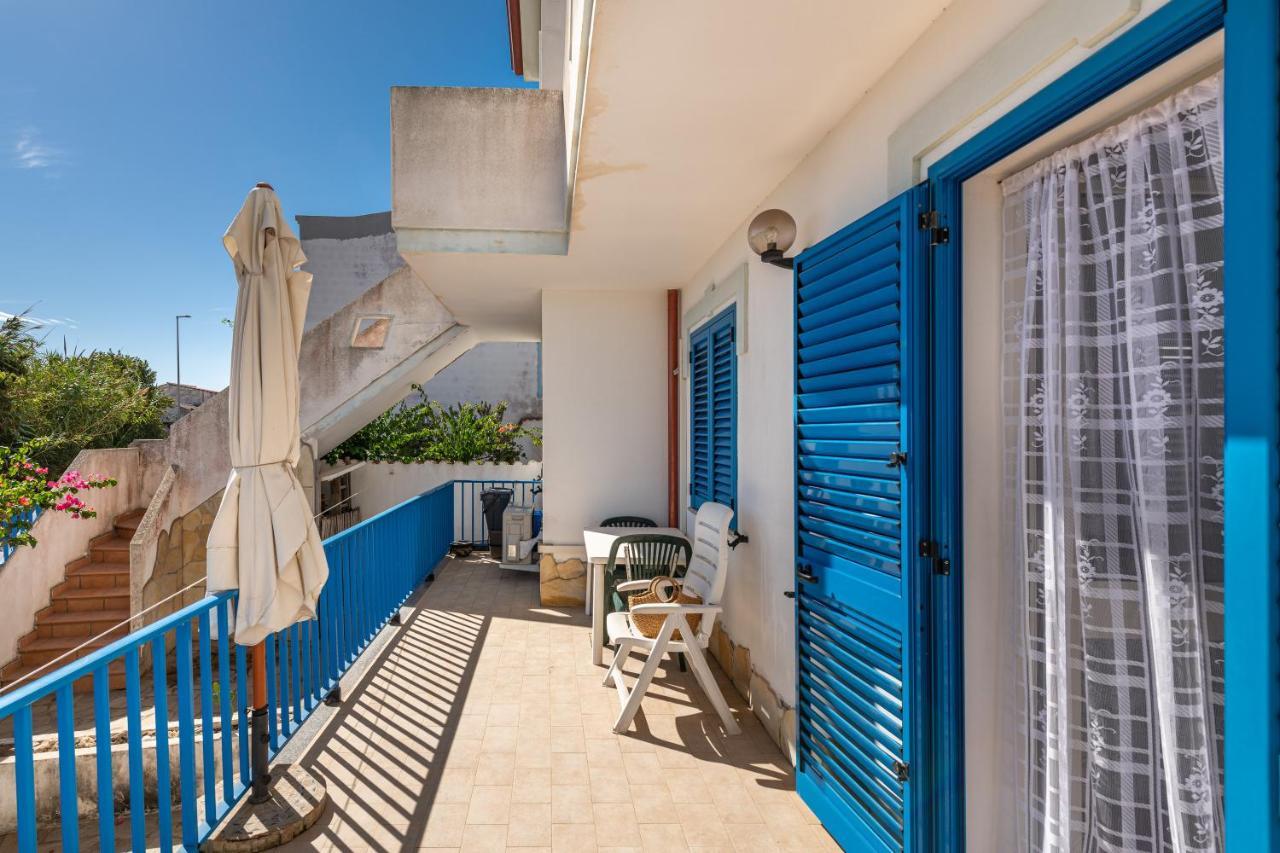 Casa Vacanze 21 Aprile - T Calasetta Eksteriør billede